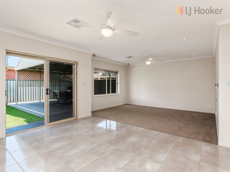 Photo - 5a Wingfield Street, Clovelly Park SA 5042 - Image 3