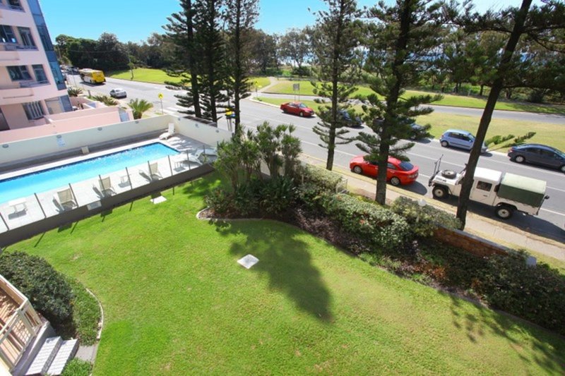 Photo - 5A/3448 Main Beach Parade, Surfers Paradise QLD 4217 - Image 17