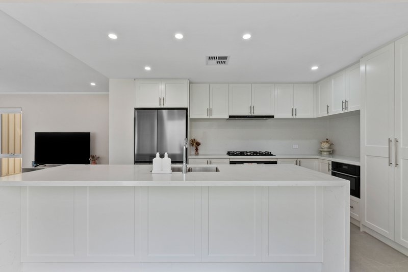 Photo - 5B Baxter Way, Padbury WA 6025 - Image 1