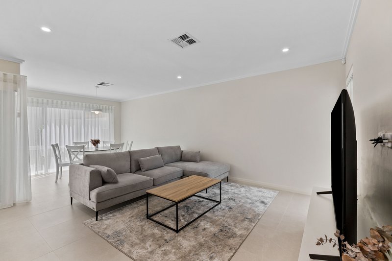 Photo - 5B Baxter Way, Padbury WA 6025 - Image 3
