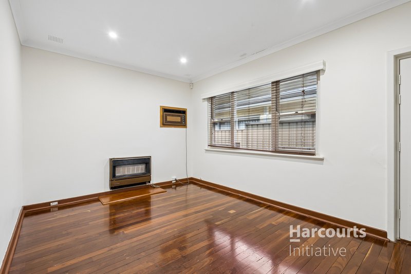 Photo - 5b Emsworth Avenue, Balga WA 6061 - Image 5