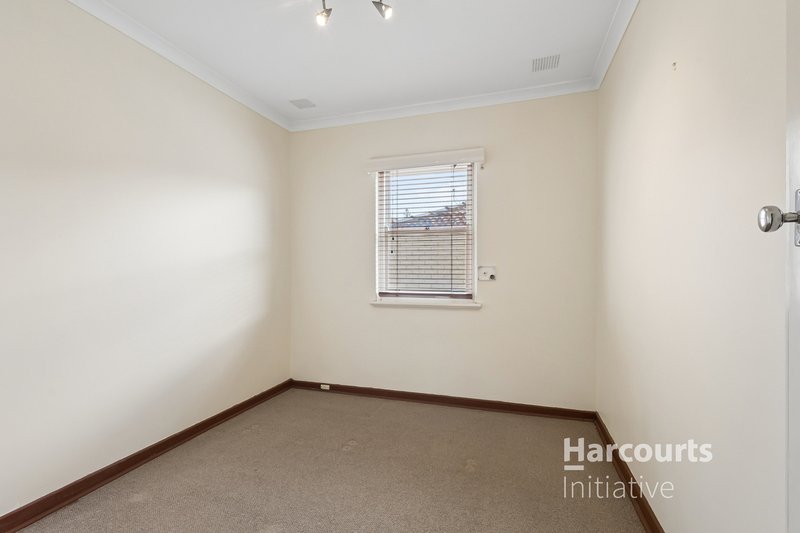 Photo - 5b Emsworth Avenue, Balga WA 6061 - Image 8