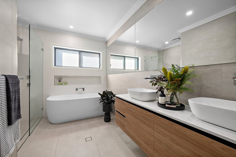Photo - 5B Jones Avenue, Warners Bay NSW 2282 - Image 13