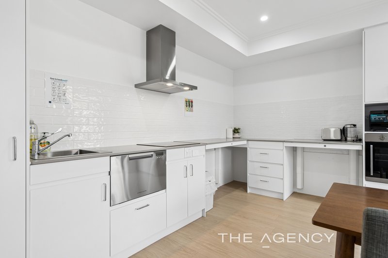 Photo - 5B Lowther Terrace, Nollamara WA 6061 - Image 2