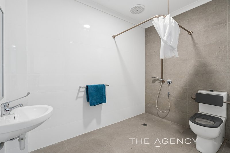 Photo - 5B Lowther Terrace, Nollamara WA 6061 - Image 12