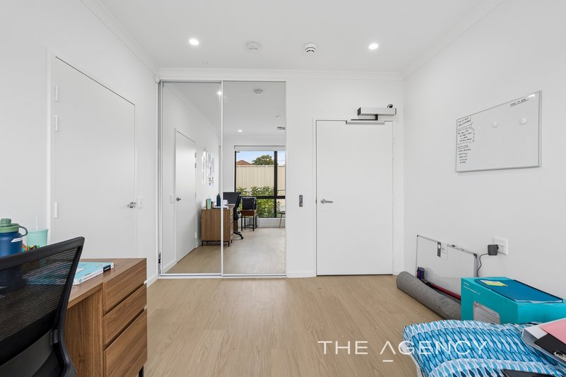 Photo - 5B Lowther Terrace, Nollamara WA 6061 - Image 14