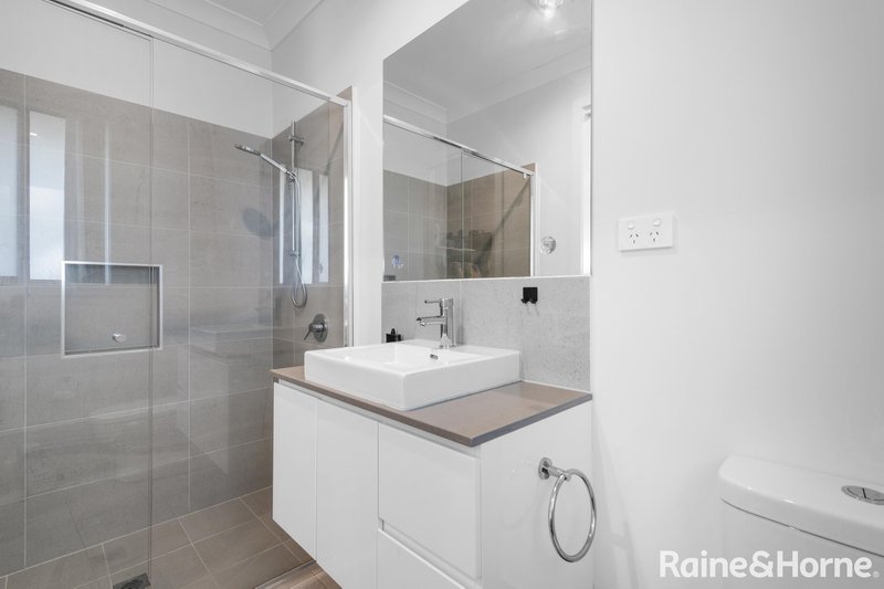 Photo - 5B Stanbury Place, Worrigee NSW 2540 - Image 5