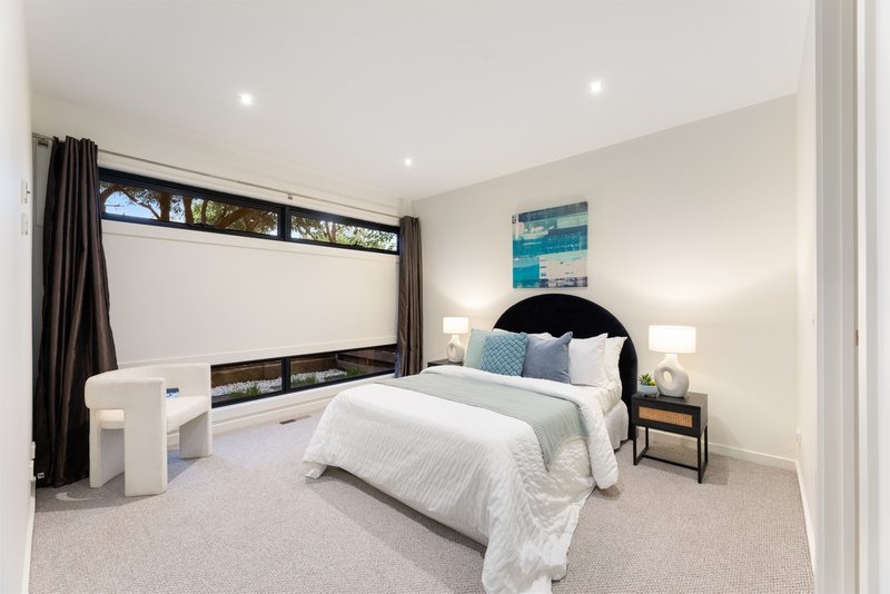 Photo - 5C Mackie Road, Bentleigh East VIC 3165 - Image 7