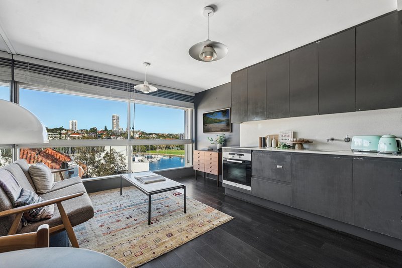 Photo - 5E/85-91 Elizabeth Bay Road, Elizabeth Bay NSW 2011 - Image 1