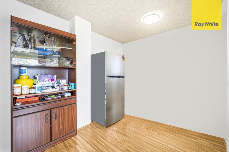 Photo - 5F/15 Campbell Street, Parramatta NSW 2150 - Image 4