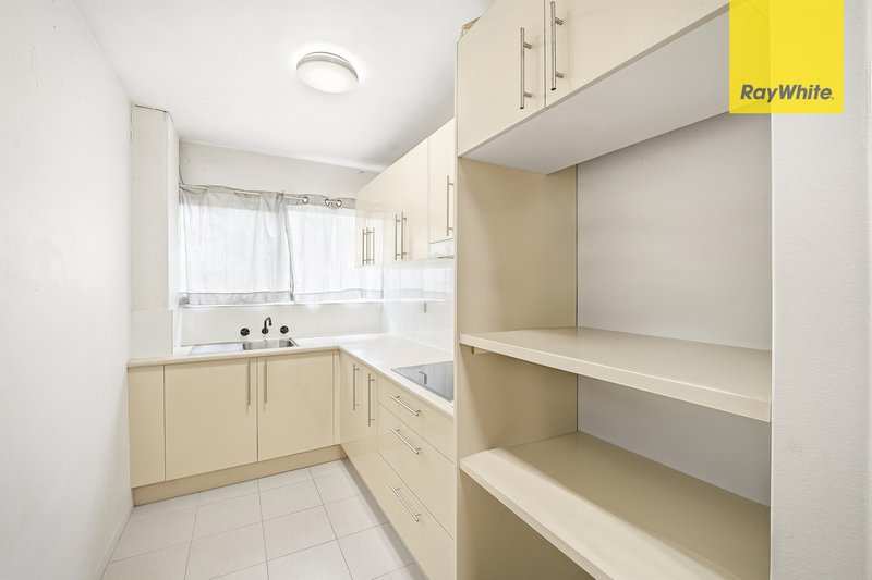 Photo - 5F/15 Campbell Street, Parramatta NSW 2150 - Image 5