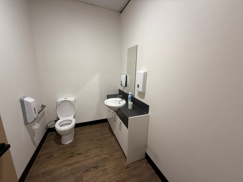 Photo - 6 & 18/9 Elizabeth Avenue, Clontarf QLD 4019 - Image 4