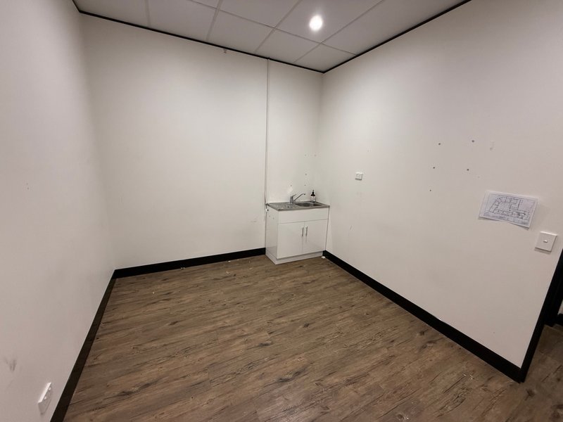 Photo - 6 & 18/9 Elizabeth Avenue, Clontarf QLD 4019 - Image 5