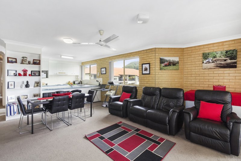 Photo - 6 / 72 Stapylton Street, Coolangatta QLD 4225 - Image 7