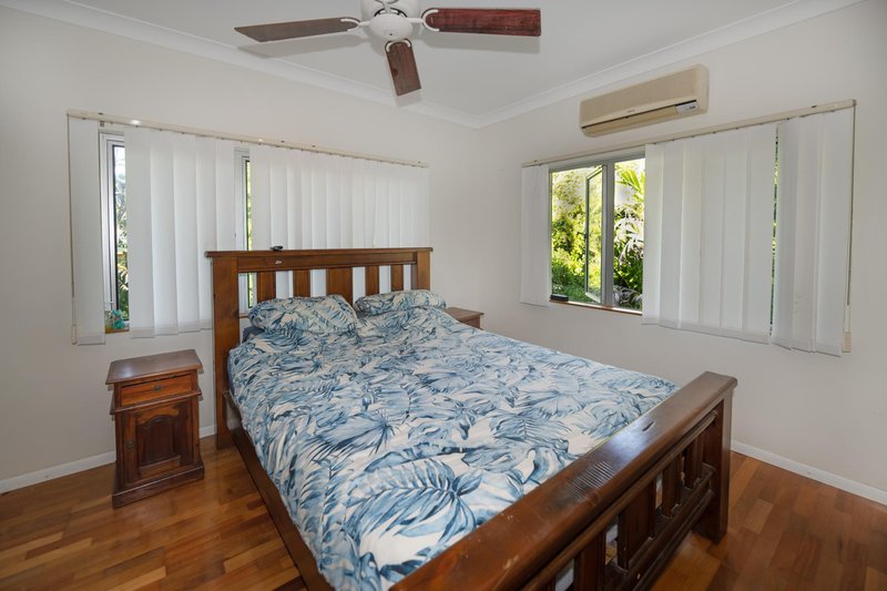 Photo - 6-8 Atherton Street, Whitfield QLD 4870 - Image 9