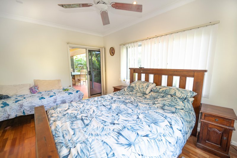 Photo - 6-8 Atherton Street, Whitfield QLD 4870 - Image 10