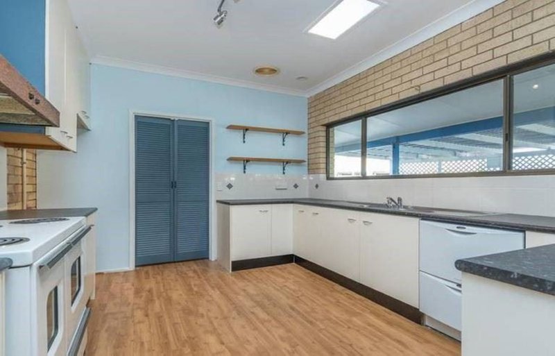 Photo - 6-8 Bryant St , Beachmere QLD 4510 - Image 6