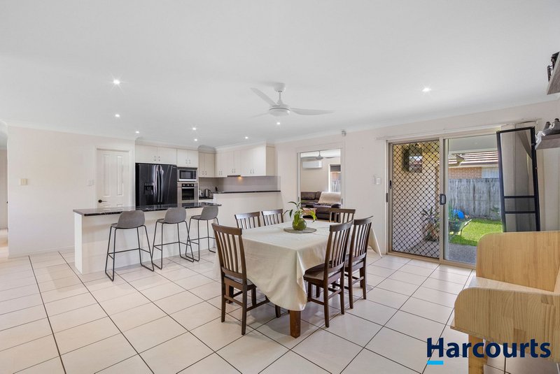 Photo - 6-8 Dewdrop Place, Ningi QLD 4511 - Image 4