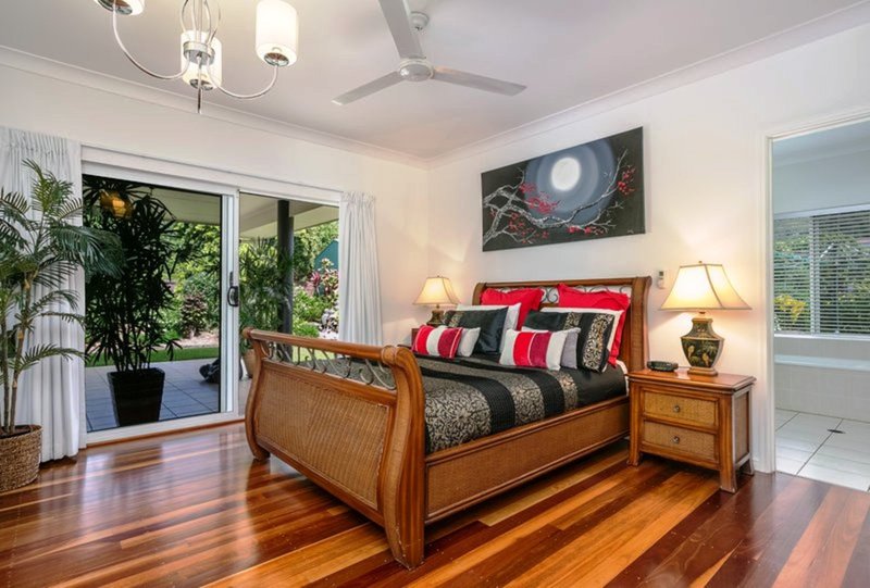 Photo - 6-8 Hicks Close, Kewarra Beach QLD 4879 - Image 8