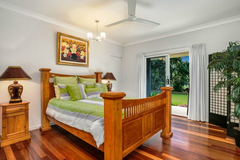 Photo - 6-8 Hicks Close, Kewarra Beach QLD 4879 - Image 12