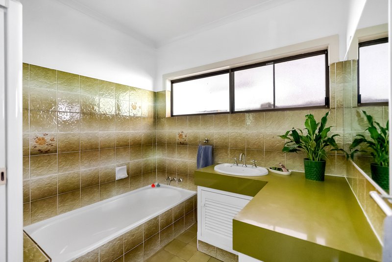 Photo - 6-8 Homestead Close, Edmonton QLD 4869 - Image 15