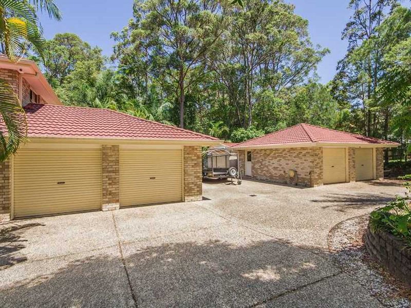 Photo - 6-8 Lydford Close, Bonogin QLD 4213 - Image 7