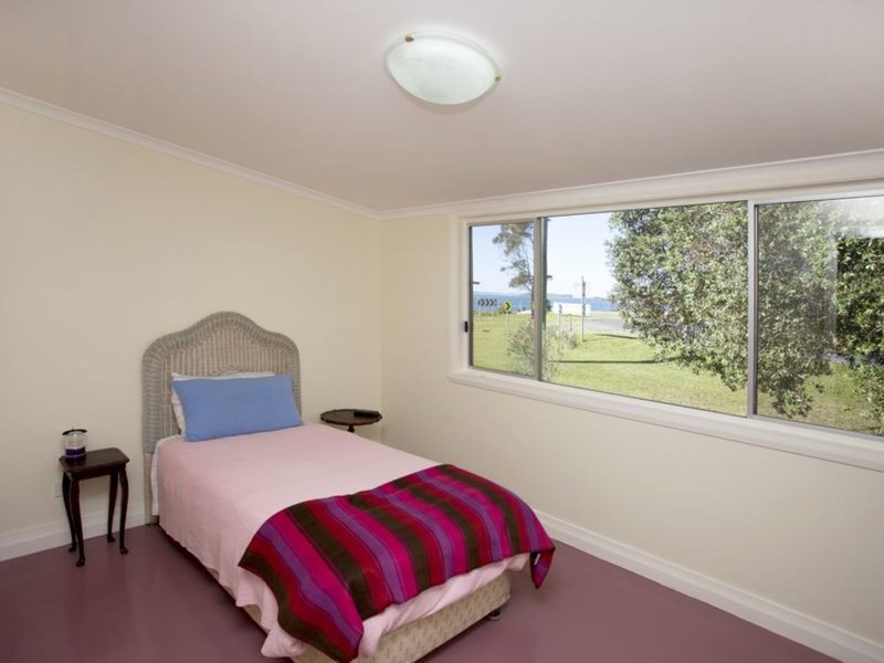 Photo - 6-8 Main Street, Manning Point NSW 2430 - Image 11