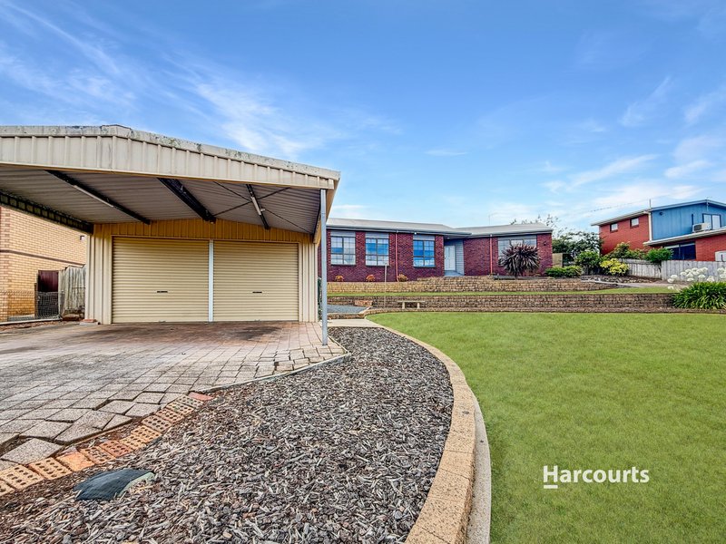 Photo - 6-8 Malunna Crescent, Parklands TAS 7320 - Image 11