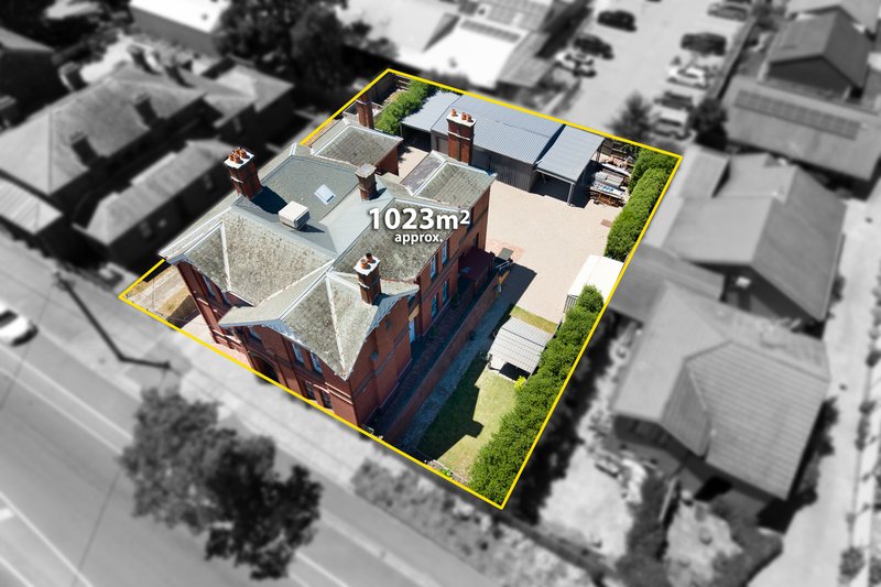 Photo - 6-8 Powlett Street, Kilmore VIC 3764 - Image 2