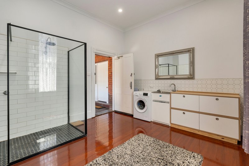 Photo - 6-8 Powlett Street, Kilmore VIC 3764 - Image 11