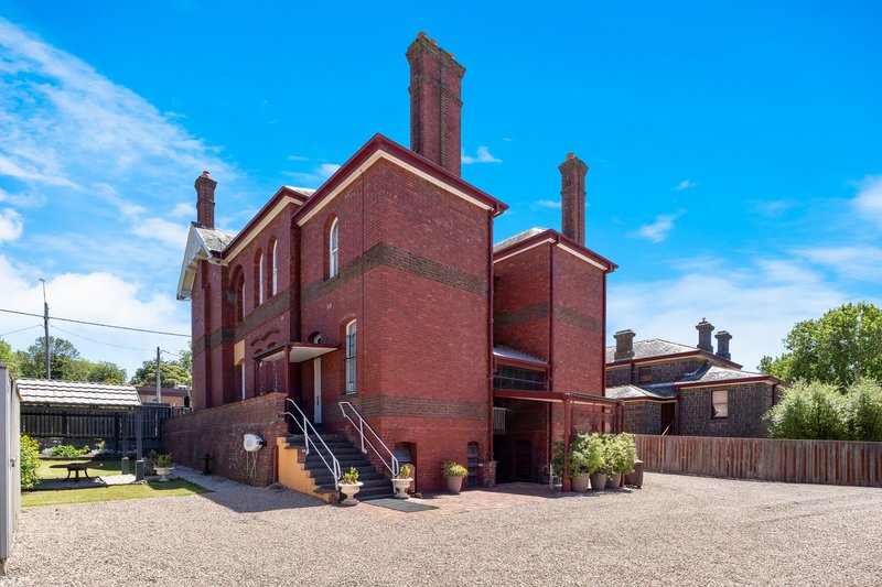 Photo - 6-8 Powlett Street, Kilmore VIC 3764 - Image 27