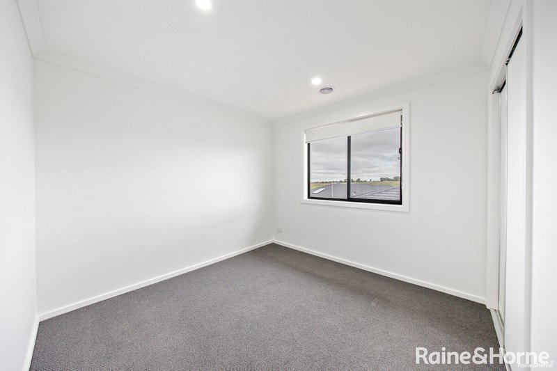 Photo - 6 Abbeyhill Street, Clyde VIC 3978 - Image 10