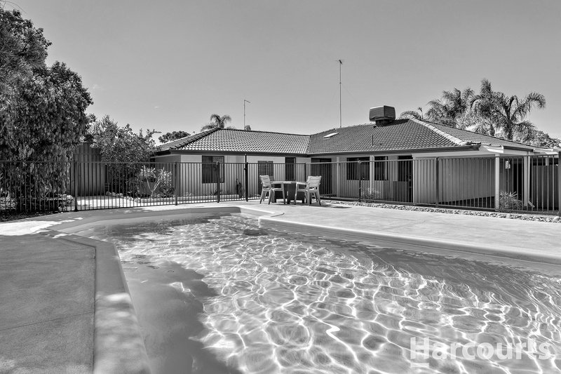 Photo - 6 Aberdeen Close, Halls Head WA 6210 - Image 1