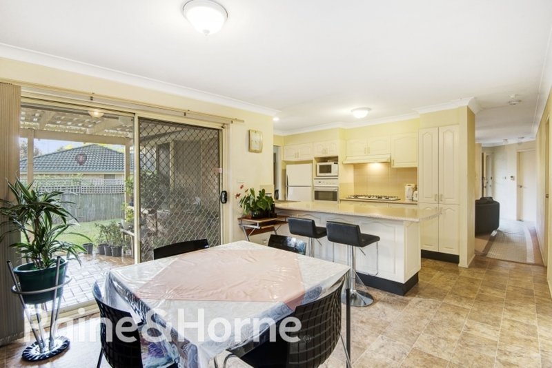 Photo - 6 Aberdeen Place, Stanhope Gardens NSW 2768 - Image 6