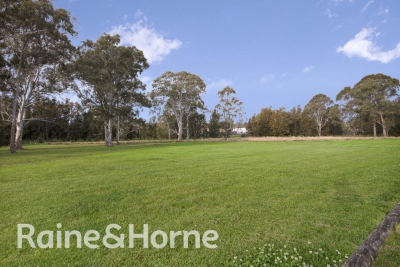 Photo - 6 Aberdeen Place, Stanhope Gardens NSW 2768 - Image 7