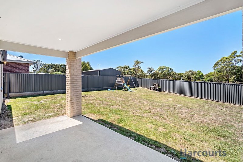 Photo - 6 Acacia Court, Beaufort VIC 3373 - Image 12