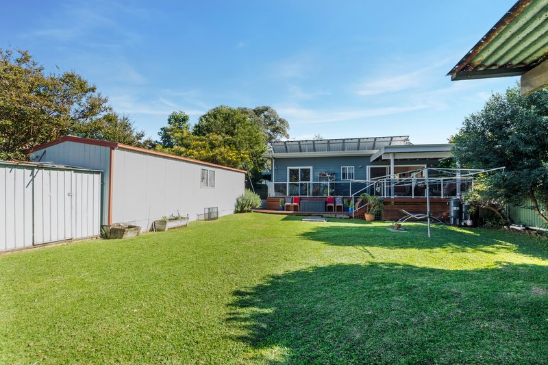 Photo - 6 Adams Pde , Woonona NSW 2517 - Image 12