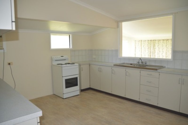 Photo - 6 Agnes Street, Howard QLD 4659 - Image 3