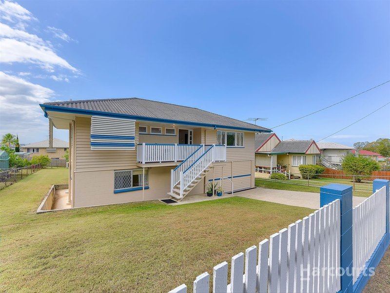 Photo - 6 Akaroa Avenue, Geebung QLD 4034 - Image 3