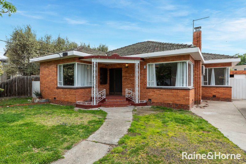 Photo - 6 Albert Crescent, St Albans VIC 3021 - Image 1