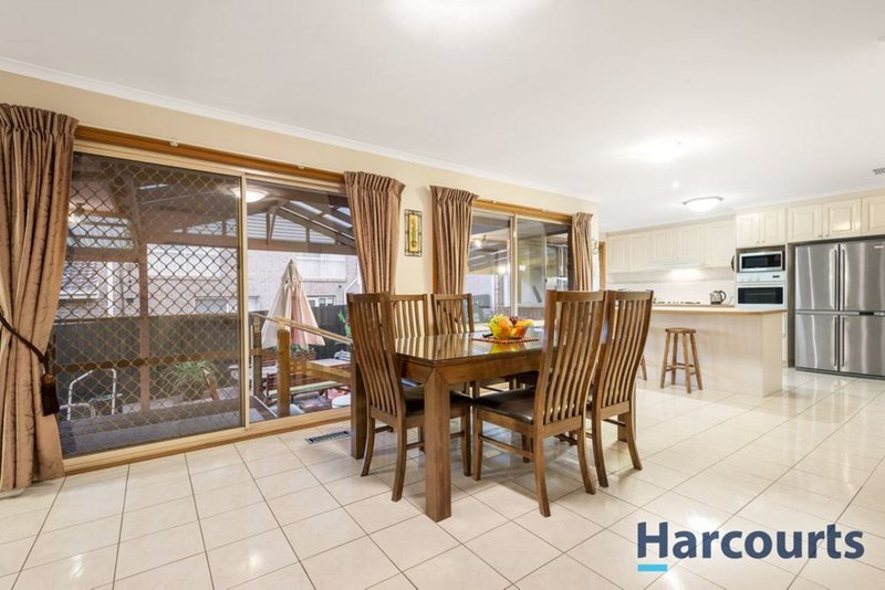 Photo - 6 Alexandra Court, Knoxfield VIC 3180 - Image 5