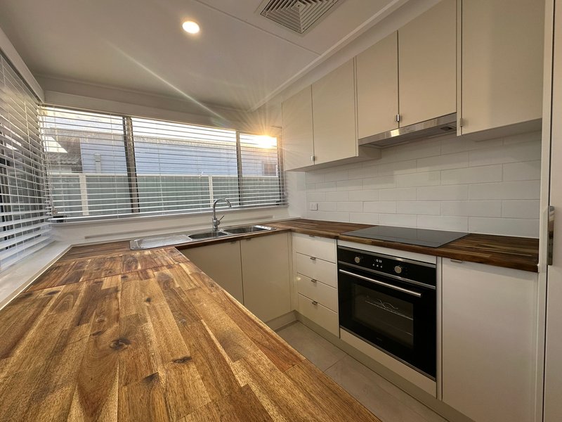 Photo - 6 Alexandra Street, Umina Beach NSW 2257 - Image 3