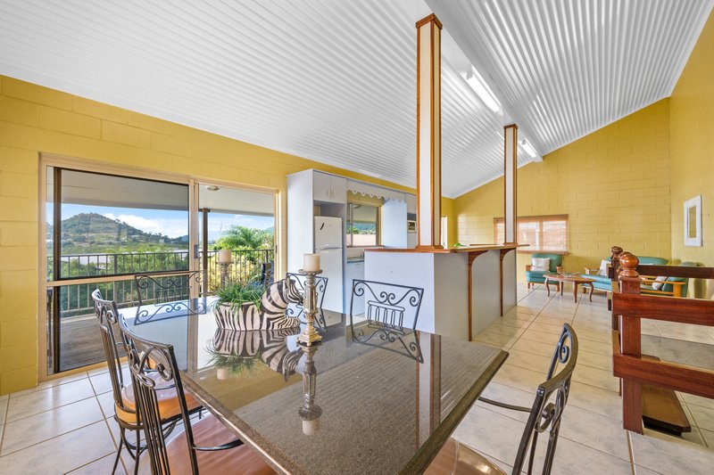 Photo - 6 Alice Court, Cannonvale QLD 4802 - Image 13