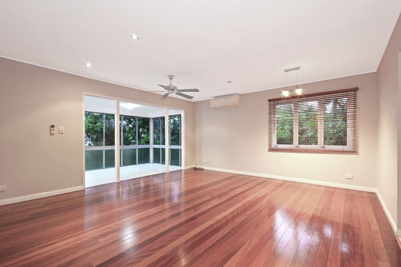 Photo - 6 Alkoomi Avenue, Ferny Hills QLD 4055 - Image 9