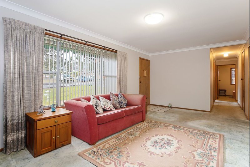 Photo - 6 Alkrington Avenue, Fishing Point NSW 2283 - Image 5