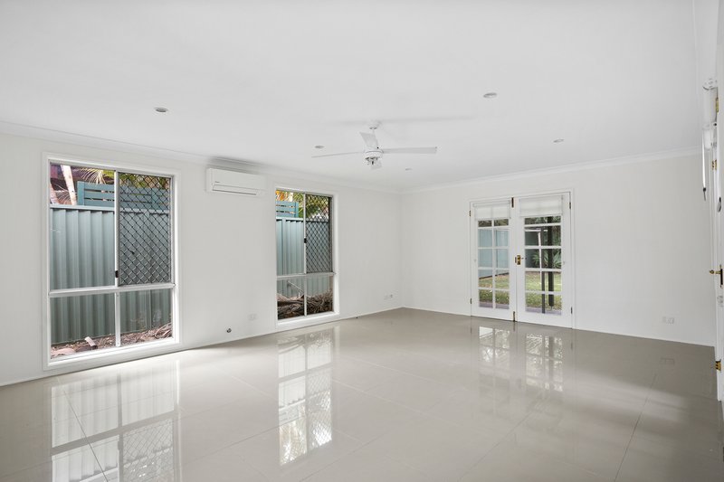 Photo - 6 Allinga Drive, Oak Flats NSW 2529 - Image 3