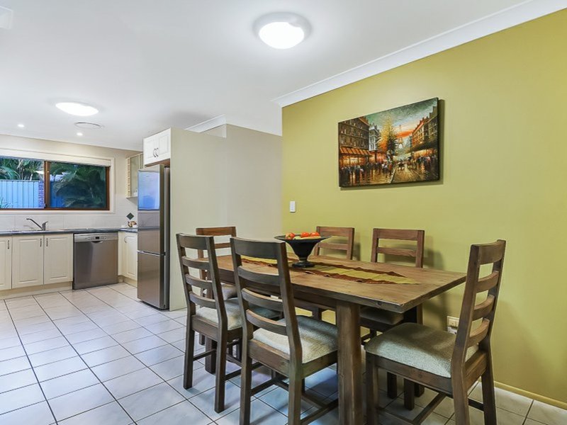 Photo - 6 Amadeus Place, Aspley QLD 4034 - Image 5