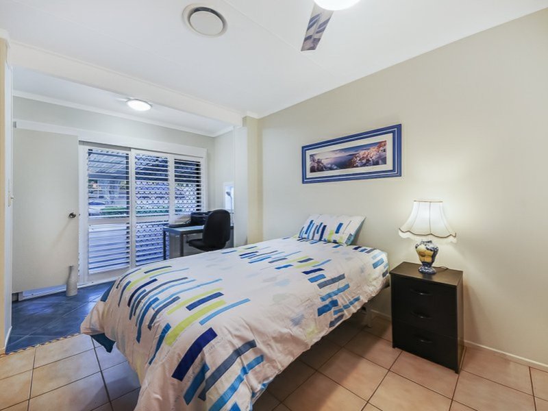 Photo - 6 Amadeus Place, Aspley QLD 4034 - Image 11