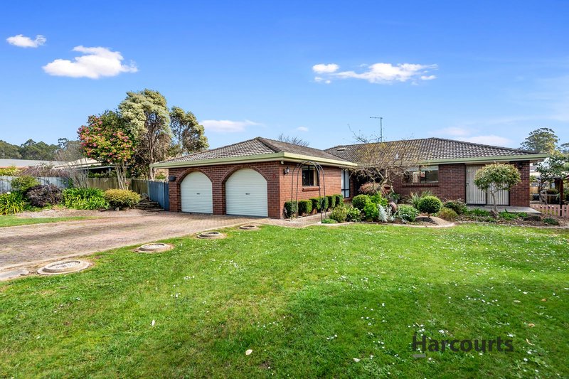 Photo - 6 Amaroo Place, Devonport TAS 7310 - Image 14