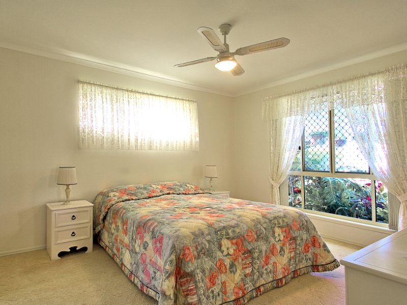 Photo - 6 Amber Court, Burrum Heads QLD 4659 - Image 8